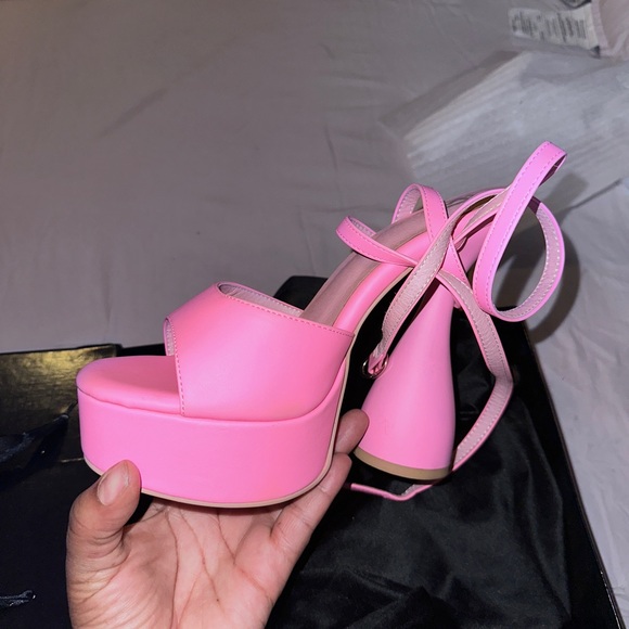 *HOT* Shane Justin Pink Platform Heels - Picture 2 of 4